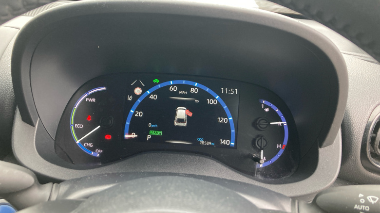 Toyota Yaris Cross 1.5 Hybrid Design 5dr CVT Hybrid Estate